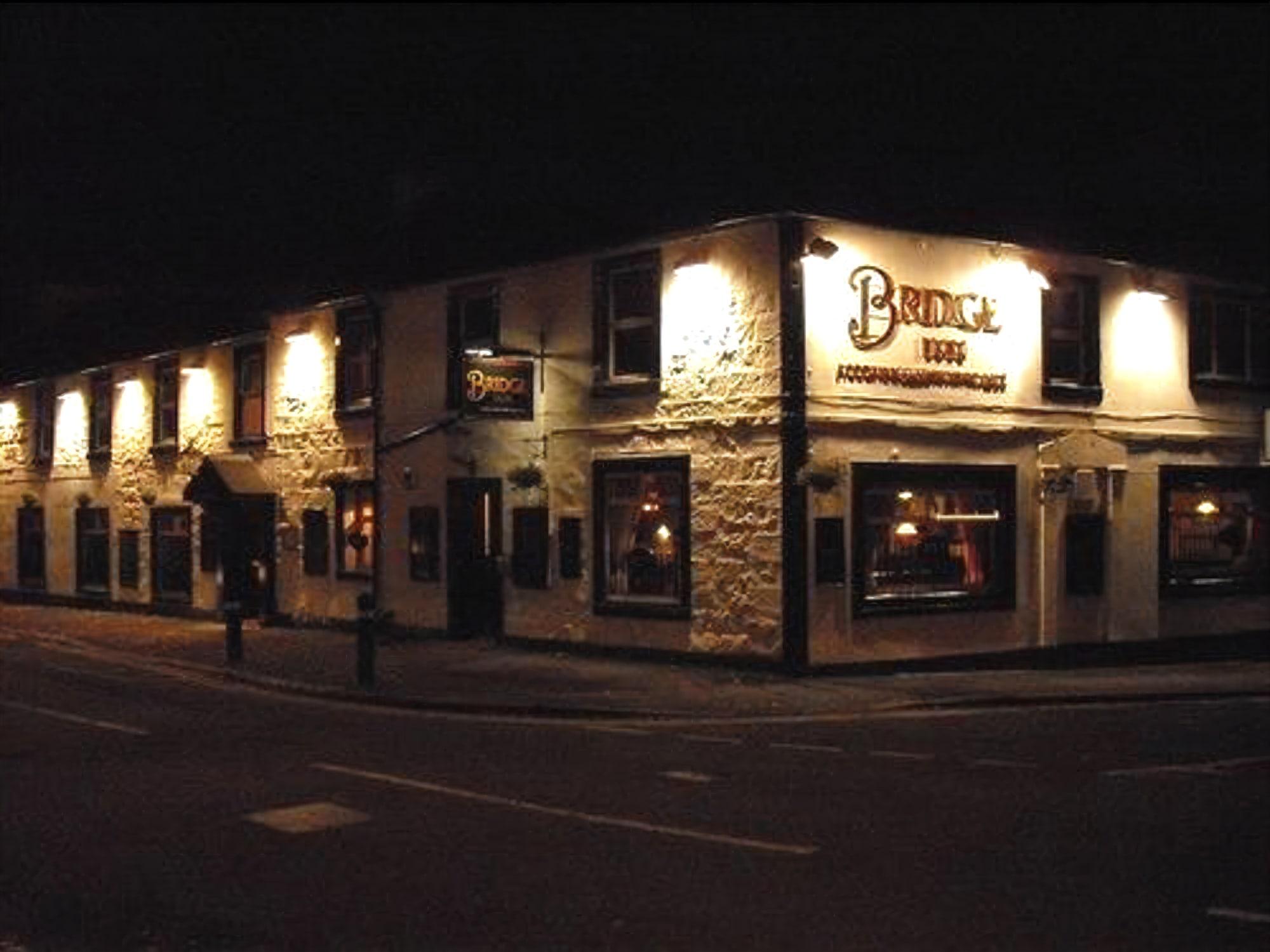 The Bridge Inn Tillicoultry Exterior photo